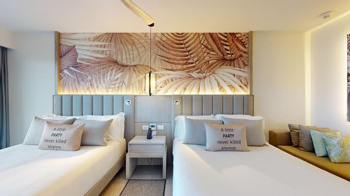 Royalton CHIC Antigua, An Autograph Collection All-Inclusive Resort – Adults Only