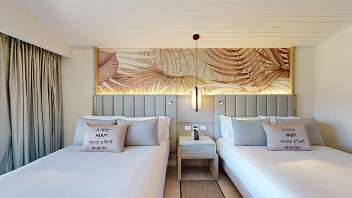 Royalton CHIC Antigua, An Autograph Collection All-Inclusive Resort – Adults Only