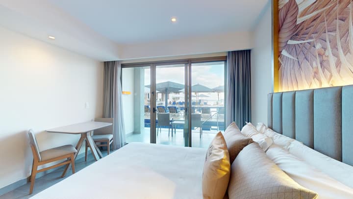 Royalton CHIC Antigua, An Autograph Collection All-Inclusive Resort – Adults Only
