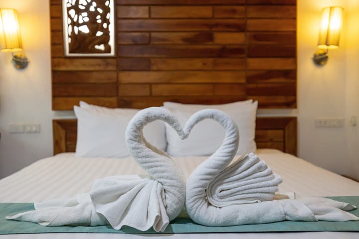 Meet Holiday Hotel