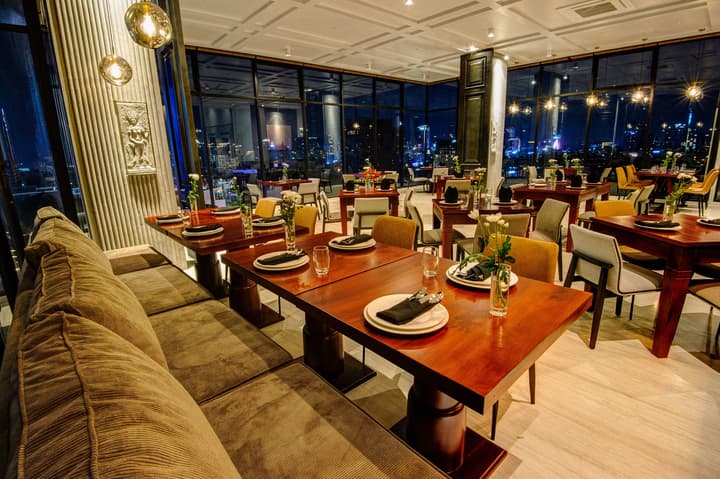 GLOW PARK HOTEL Grand Royal Palace