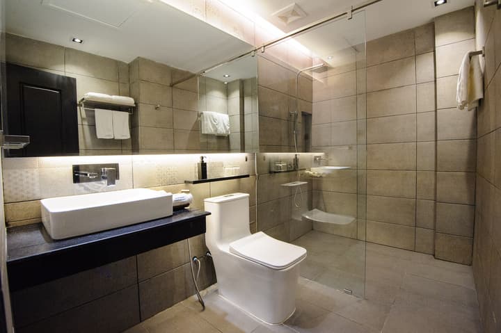GLOW PARK HOTEL Grand Royal Palace