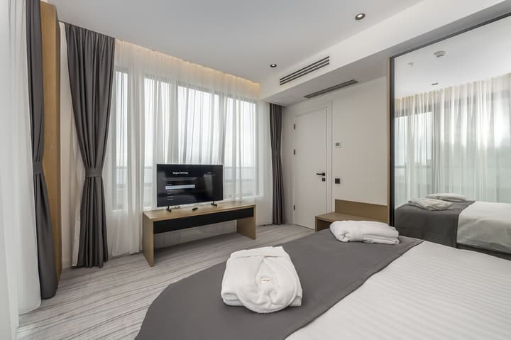 The Grandeur Hotel