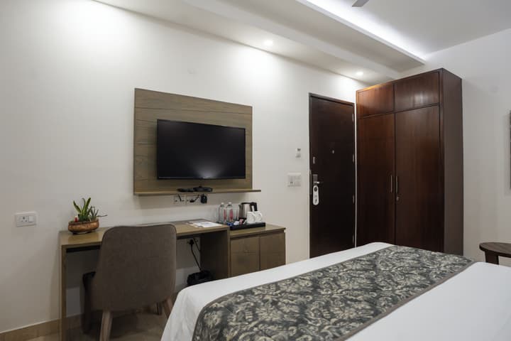 Ahuja Residency City Centre
