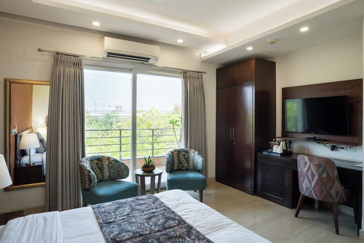 Ahuja Residency City Centre