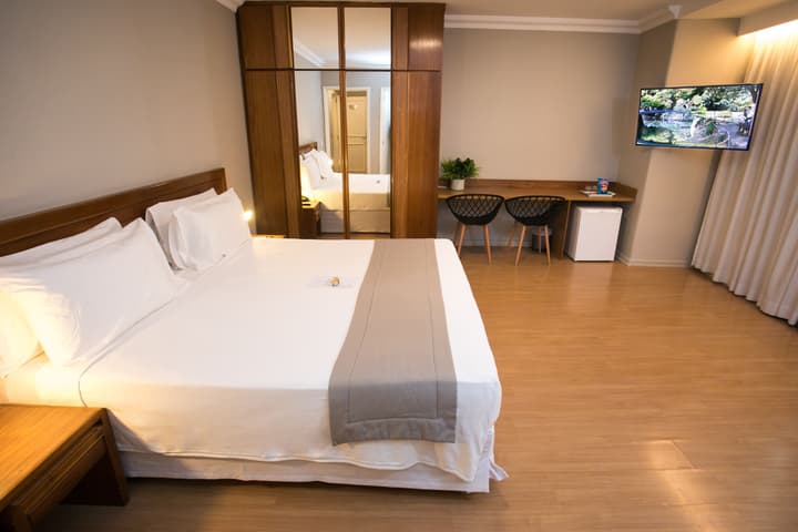 Regency Park Hotel