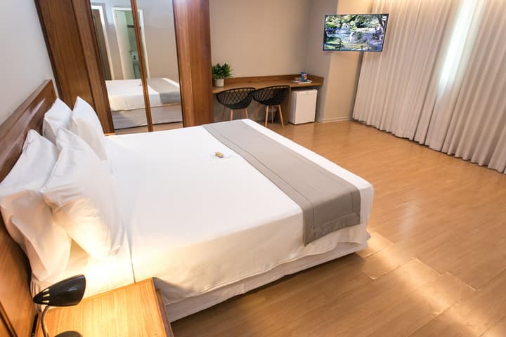 Regency Park Hotel