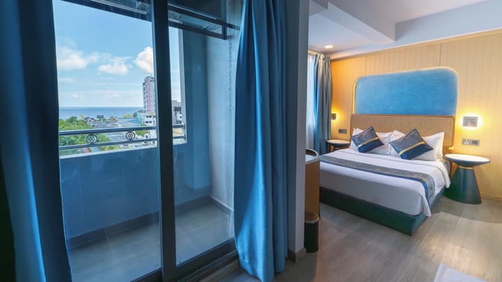 UMET Seaview Hotel Roundtrip Airport Pick up and drop off