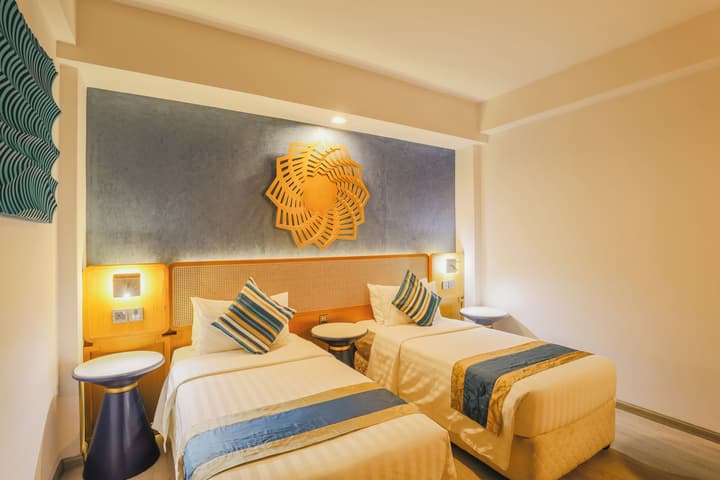 UMET Seaview Hotel Roundtrip Airport Pick up and drop off
