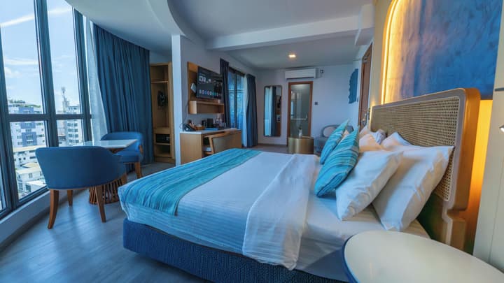 UMET Seaview Hotel Roundtrip Airport Pick up and drop off