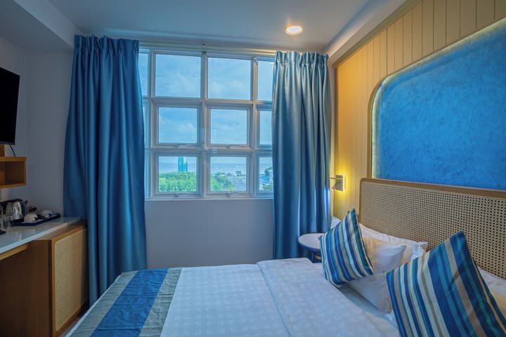 UMET Seaview Hotel Roundtrip Airport Pick up and drop off