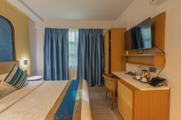 UMET Seaview Hotel Roundtrip Airport Pick up and drop off