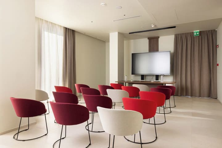 B21 Lifestyle Hotel