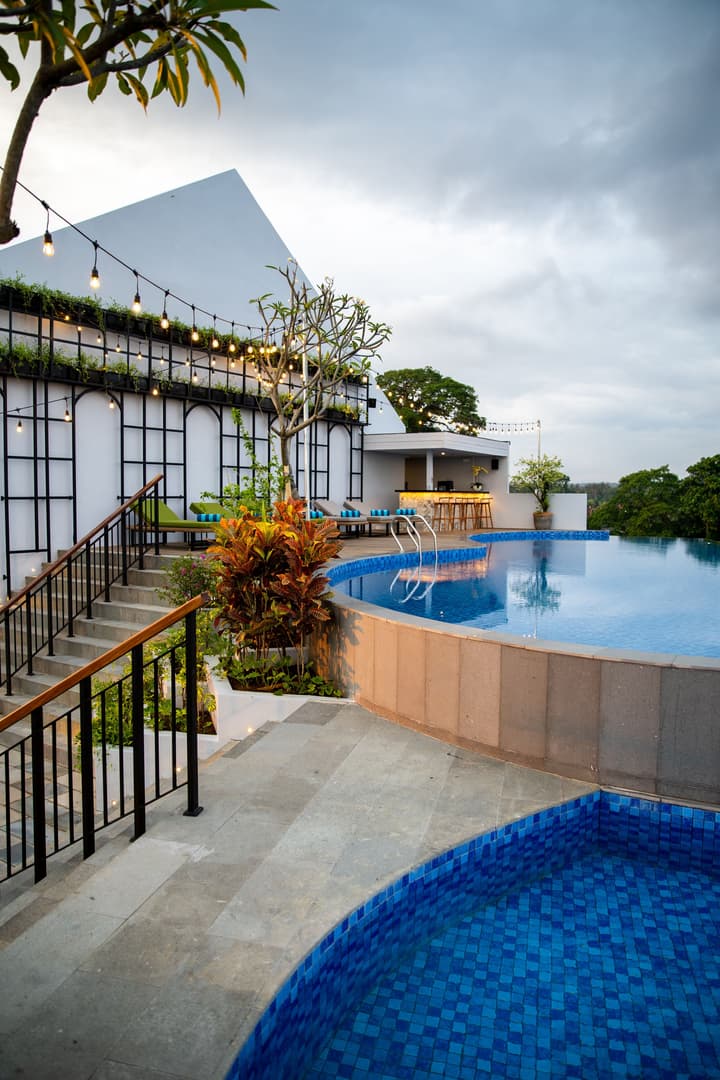 RV Hotel Gianyar