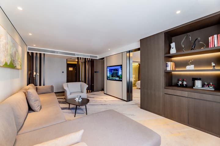 Ramada by Wyndham Bayannur