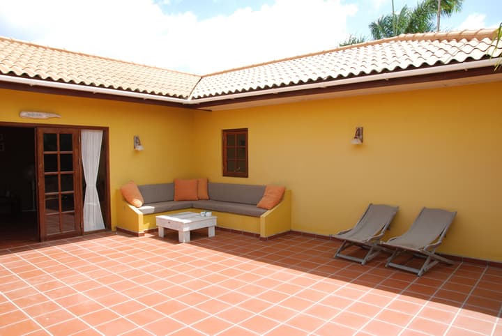 Mirador Apartments
