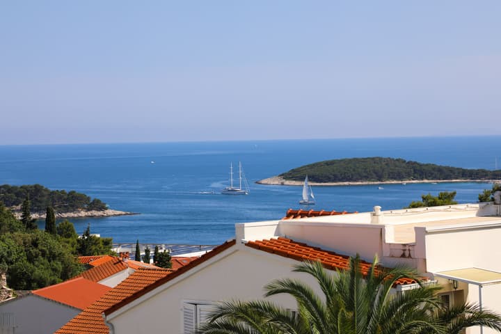 Stella Maris Hvar - Sea View Rooms with Balcony