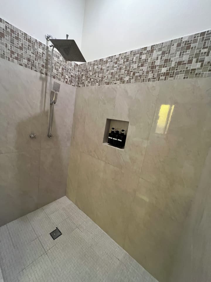 El Encanto Suites
