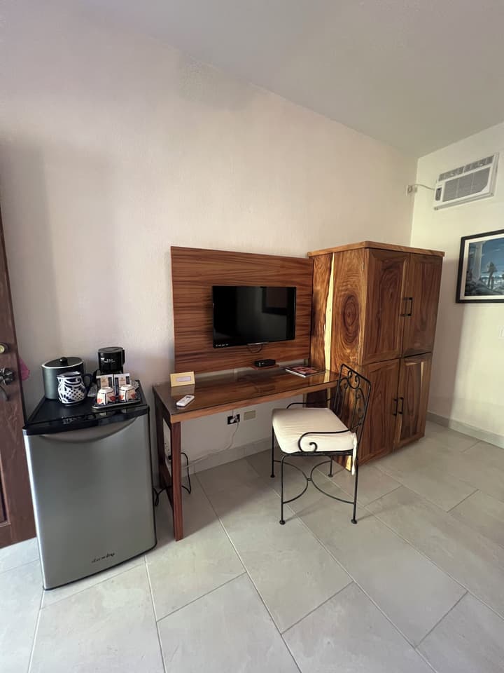 El Encanto Suites
