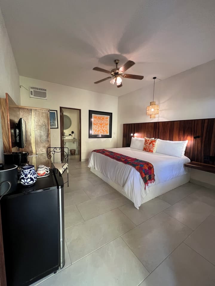 El Encanto Suites