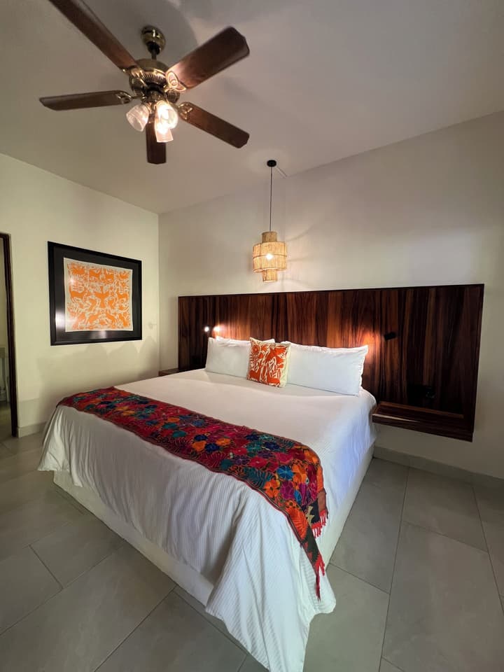 El Encanto Suites