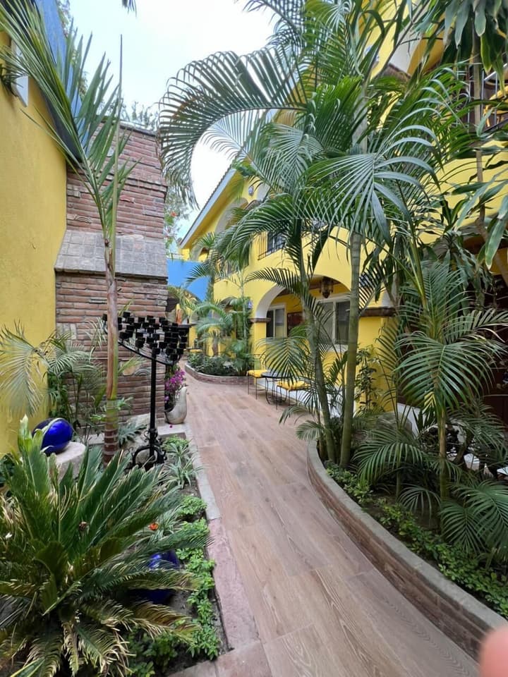 El Encanto Suites