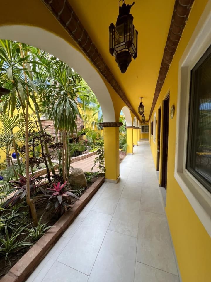 El Encanto Suites
