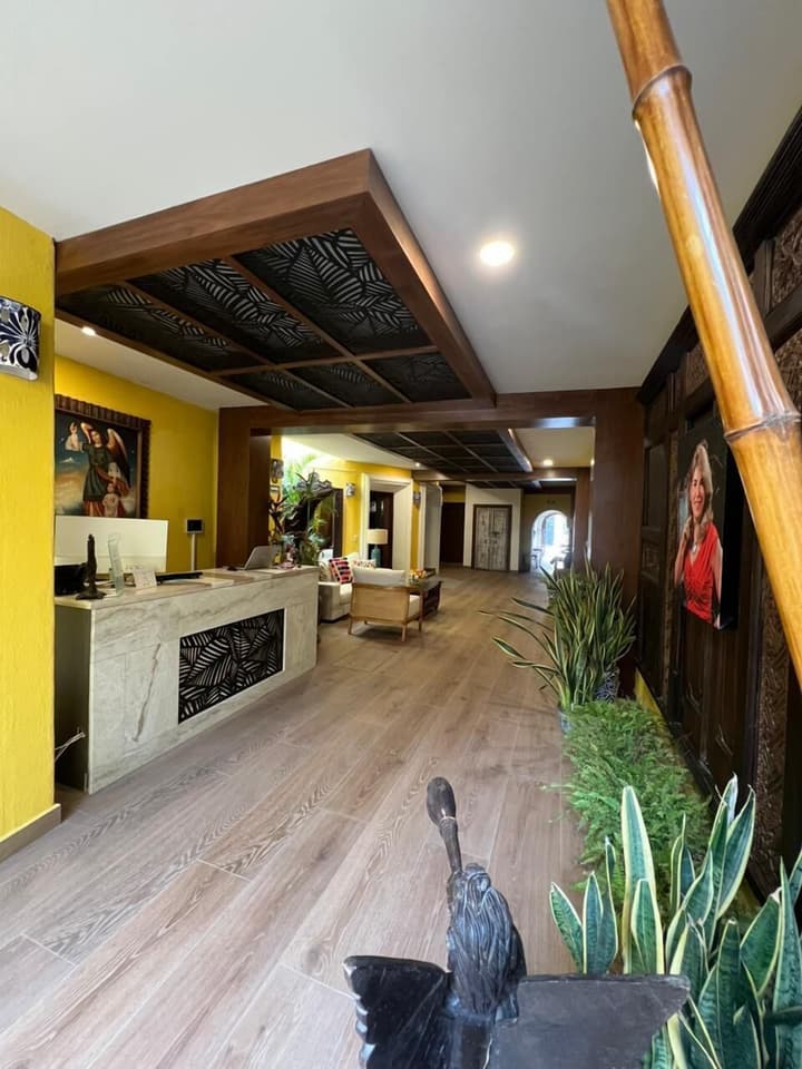 El Encanto Suites