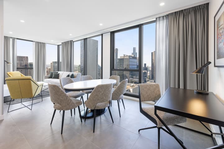 Meriton Suites Melbourne