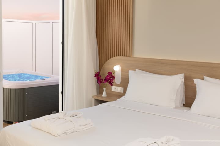 Epavli Grace Hotel