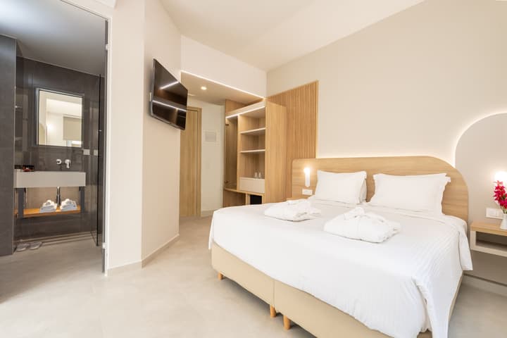 Epavli Grace Hotel