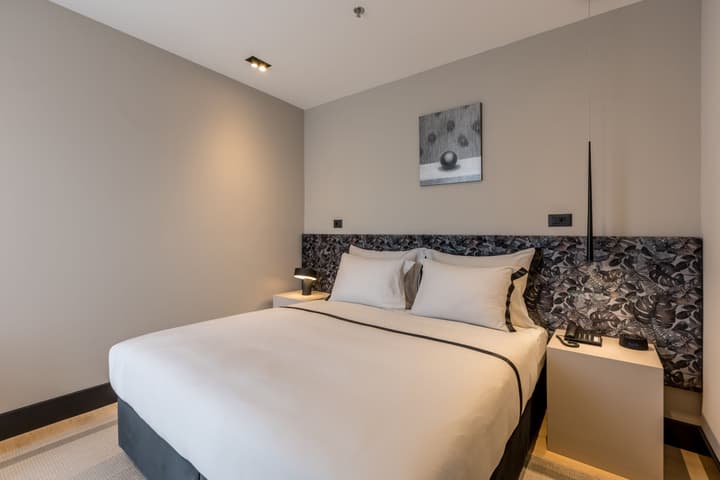 Cora Hotel