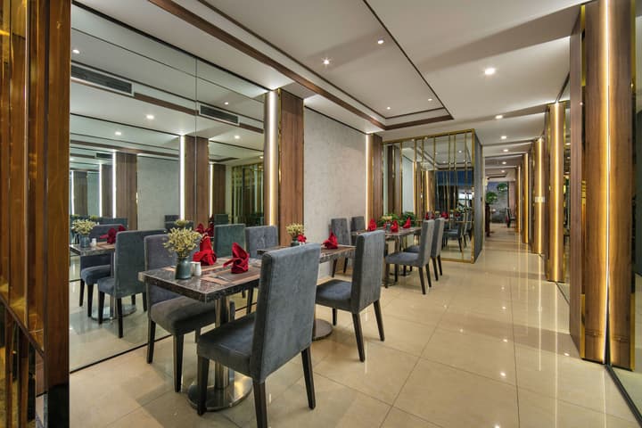 Hanoi La Palm Premier Hotel&Spa