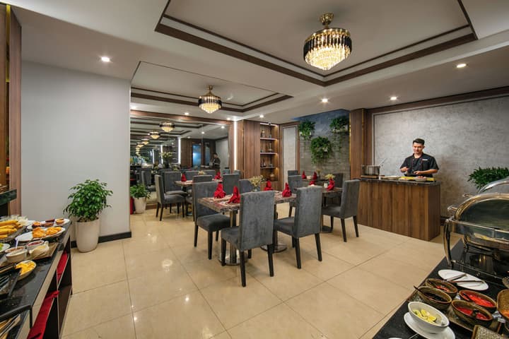 Hanoi La Palm Premier Hotel&Spa