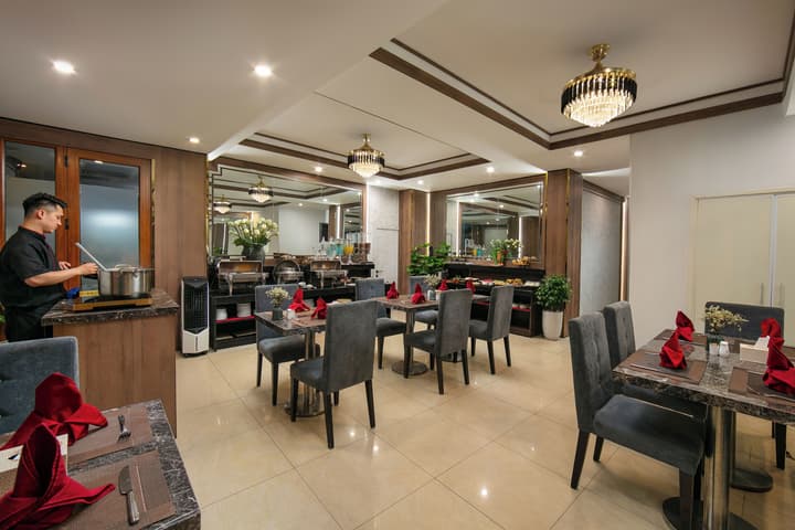 Hanoi La Palm Premier Hotel&Spa