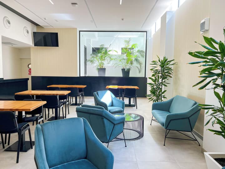 Hotel MG Poniente