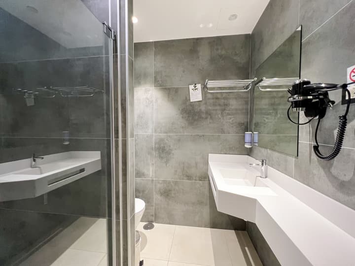 Hotel MG Poniente