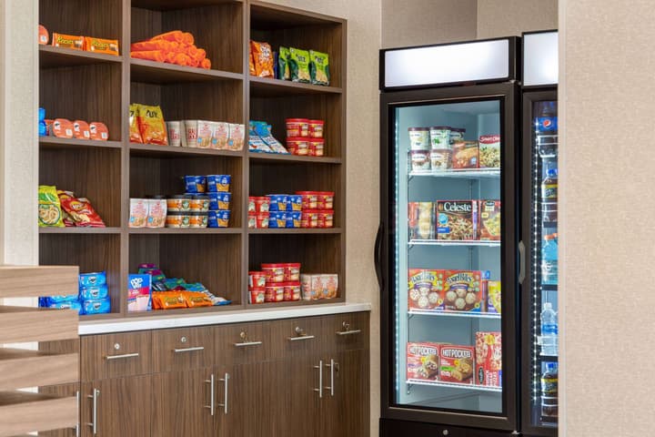 La Quinta Inn & Suites By Wyndham Mount Laurel / Moorestown
