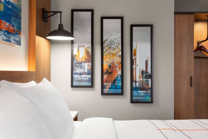 La Quinta Inn & Suites By Wyndham Mount Laurel / Moorestown