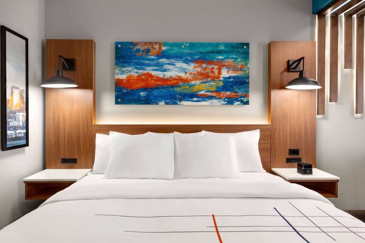 La Quinta Inn & Suites By Wyndham Mount Laurel / Moorestown