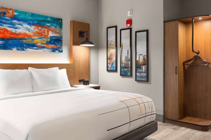 La Quinta Inn & Suites By Wyndham Mount Laurel / Moorestown