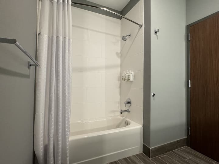 La Quinta Inn & Suites By Wyndham Mount Laurel / Moorestown