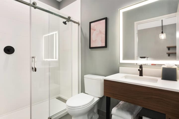 La Quinta Inn & Suites By Wyndham Mount Laurel / Moorestown