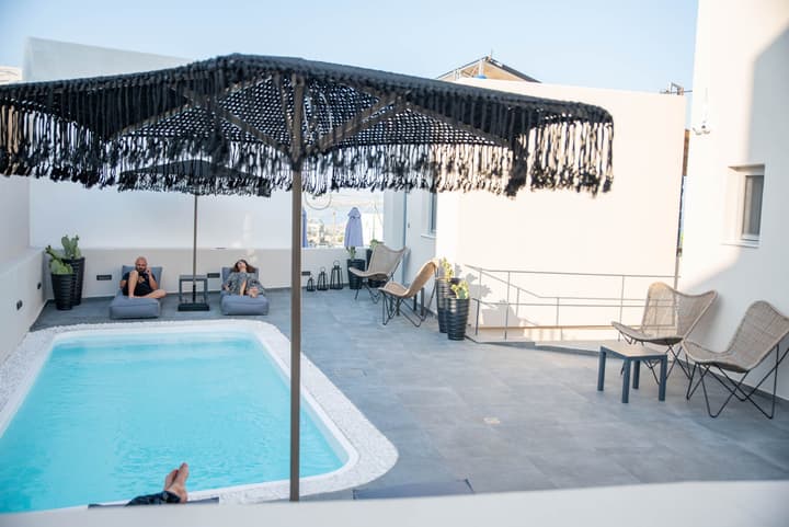 Aidani Luxurious Rooms