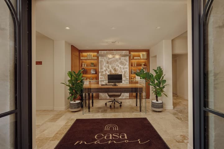 Casa Manor Boutique Hotel