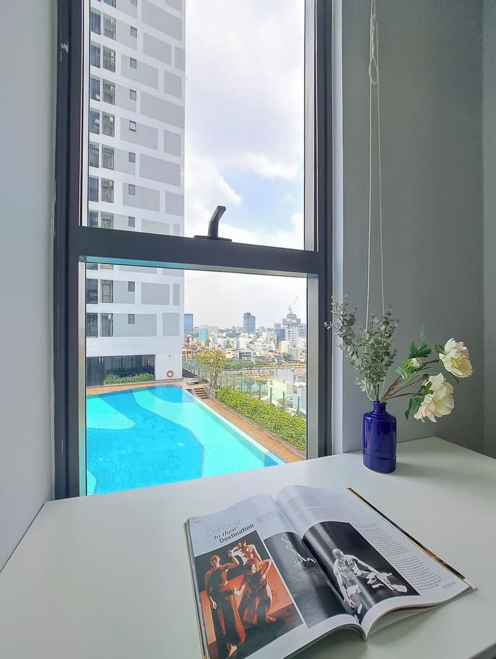 REM Rivergate Garden Pool Signature Apartments