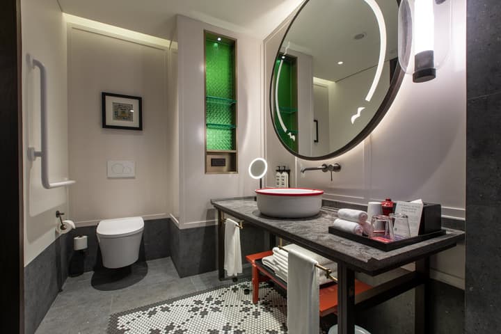 Hotel Indigo Kuala Lumpur On The Park by IHG