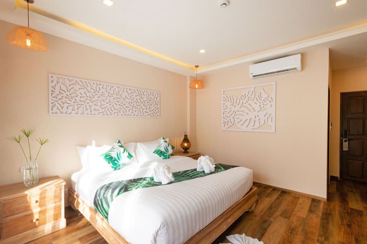 Vannee Golden Sands Beachfront Resort