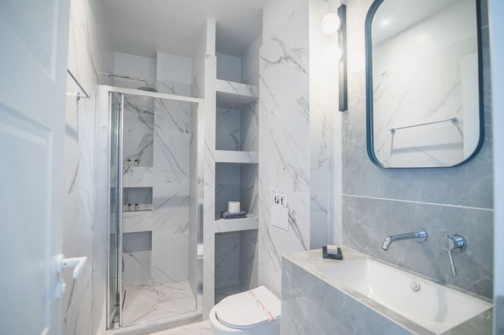 Downtown Suites by Athens Tower