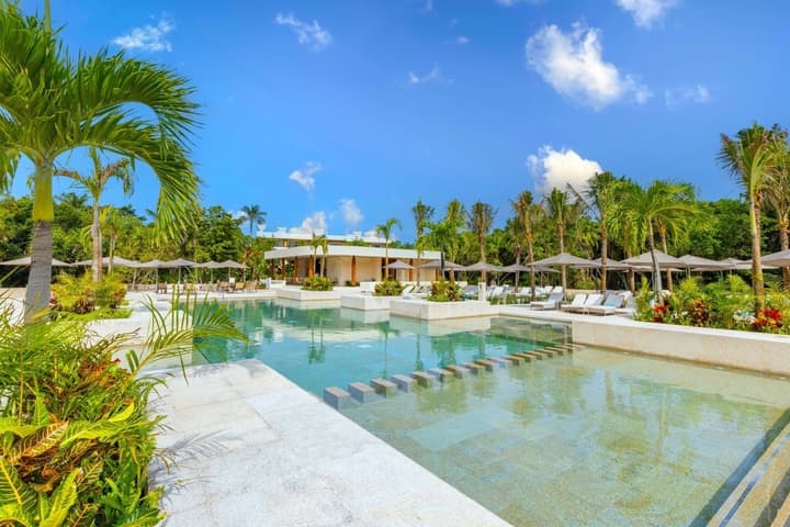 Family Selection At Grand Palladium Kantenah Resort & Spa - All Inclusive